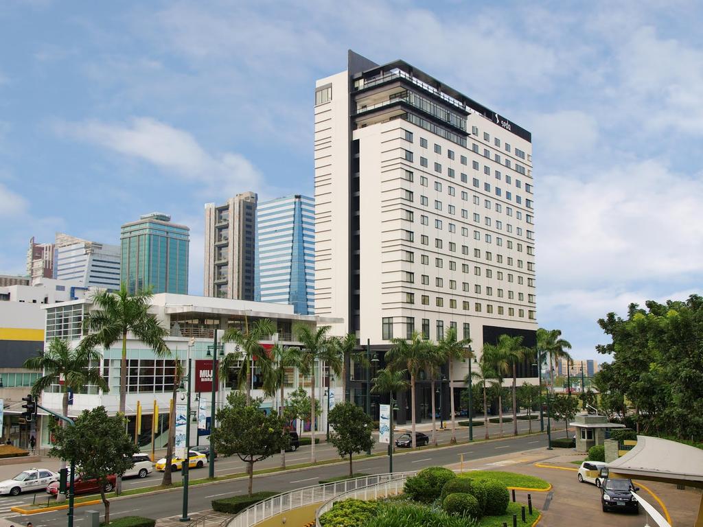 Seda Bonifacio Global City