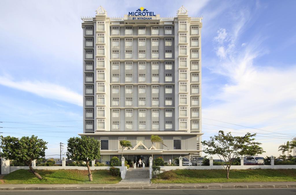 Microtel Inn and Suites by Wyndham Manila-At Mall of Asia