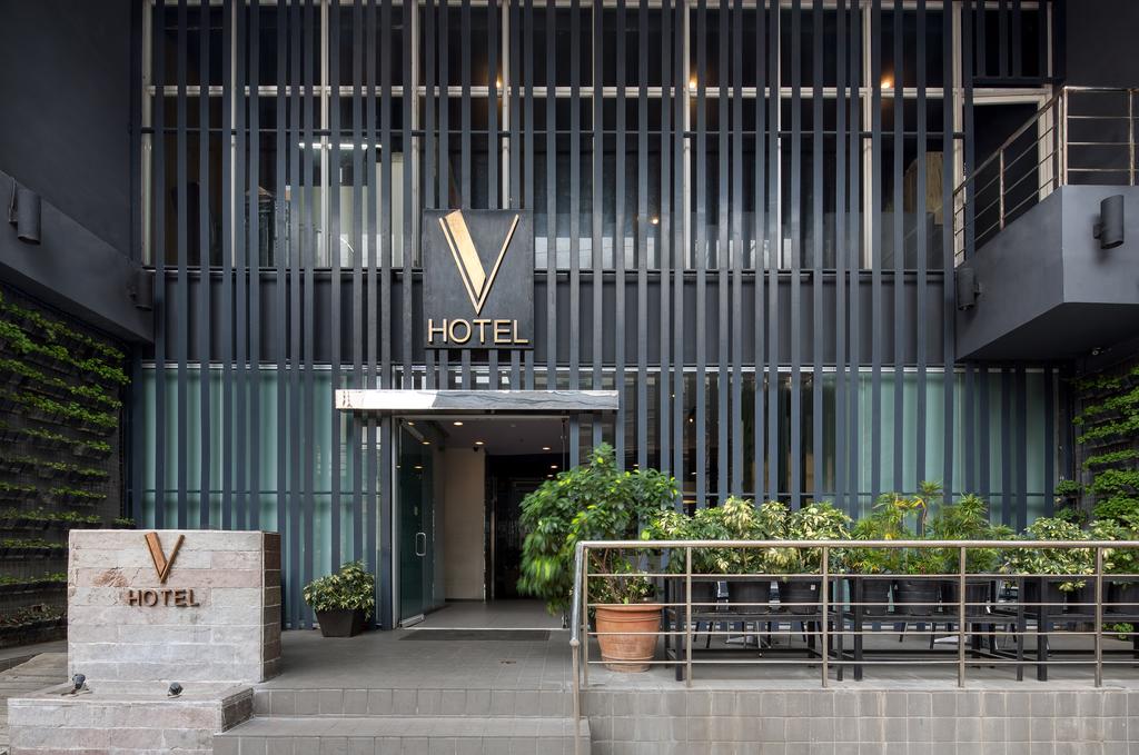 V Hotel