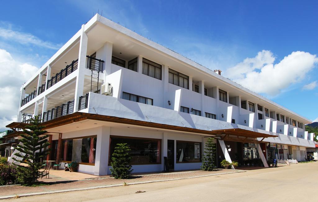 Coron Gateway Hotel and Suites