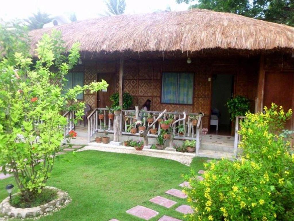 Oslob Garden Stay Beach Resort