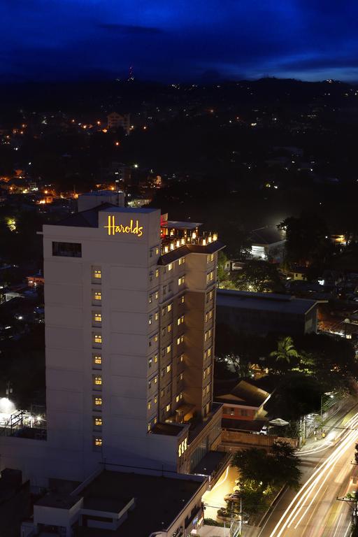 Harolds Hotel