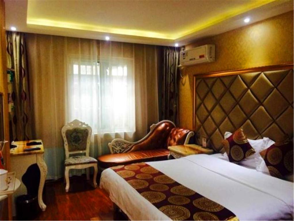 Jining Yanzhou Huangting Business Hotel