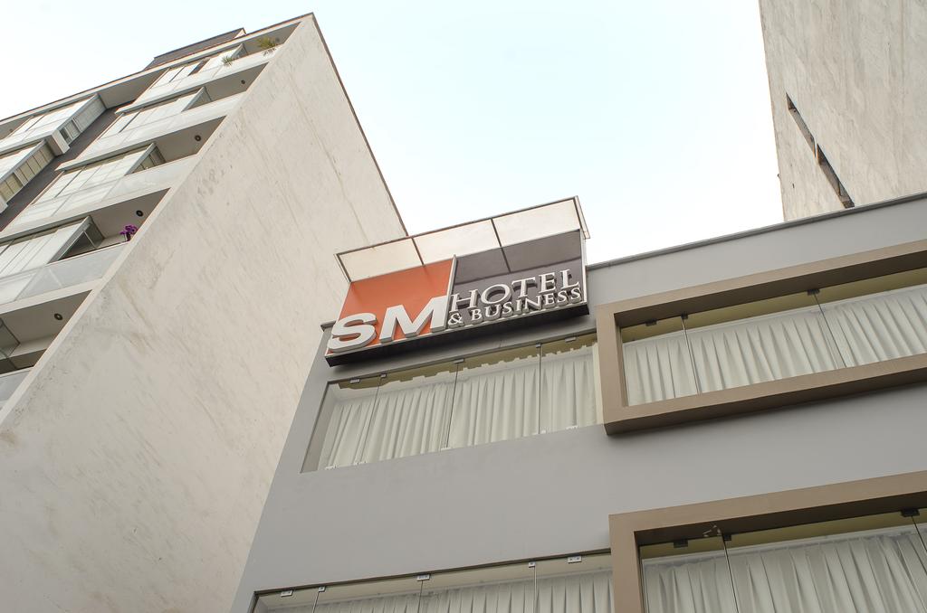 SM Hotel and Business