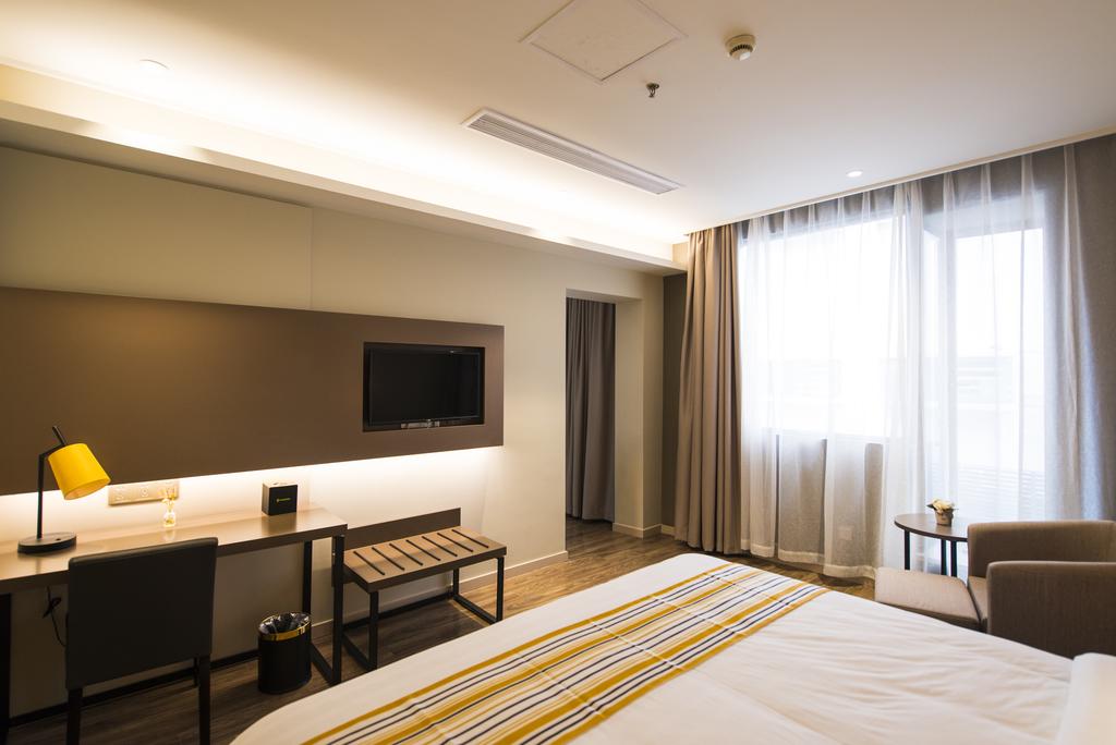 Home Inn Plus Changzhou Xinbei Wanda Plaza