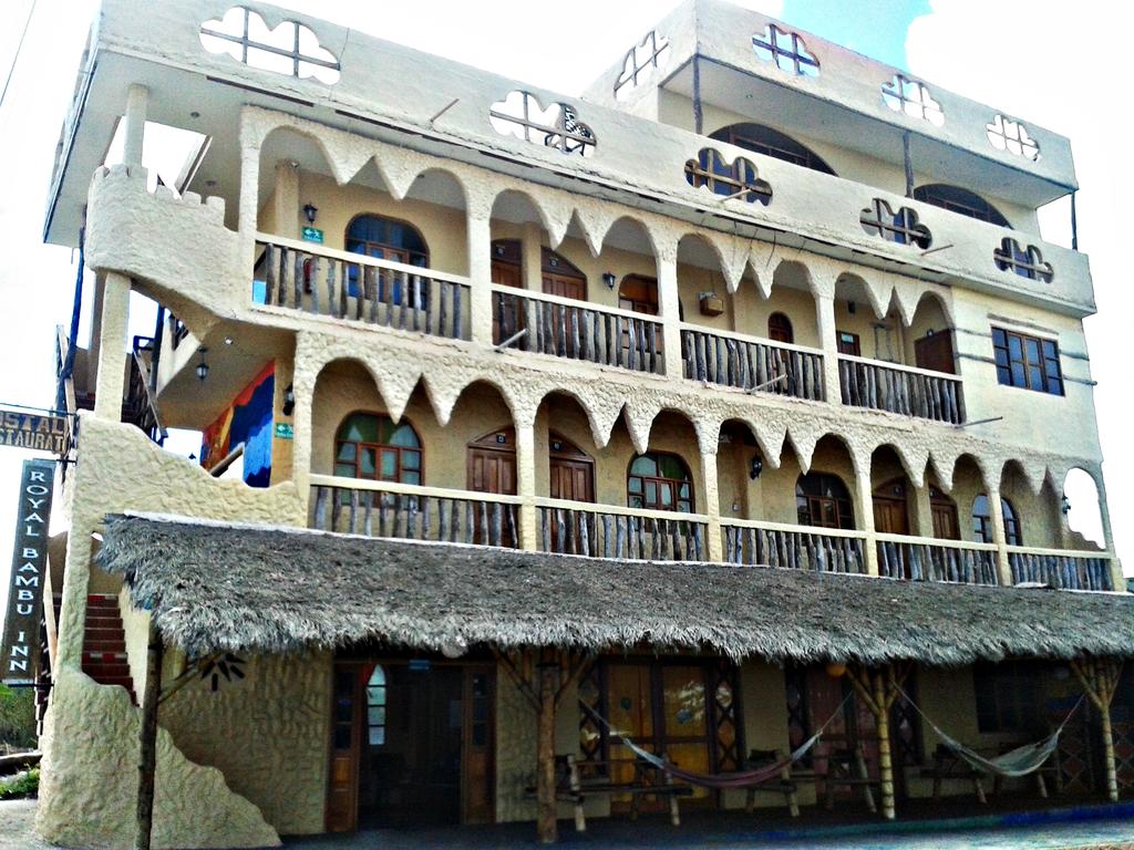 Royal Bambu Inn