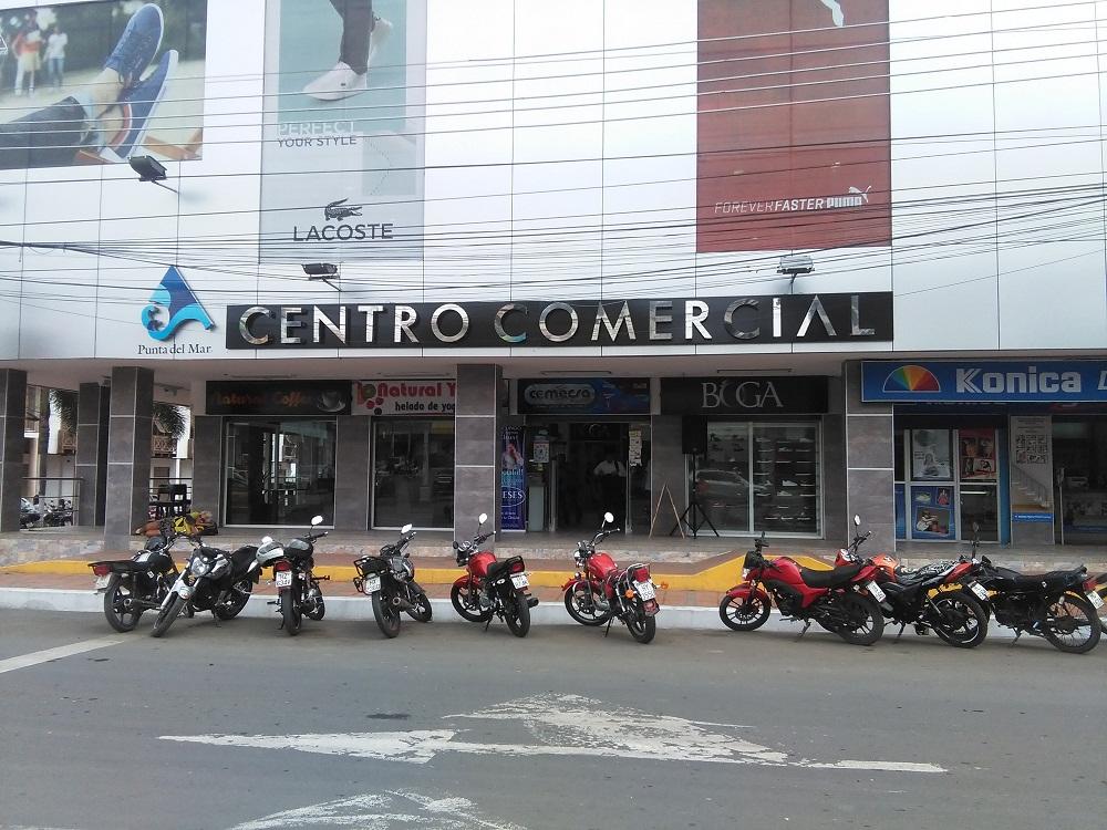 Hotel - Centro Comercial Punta Del Mar