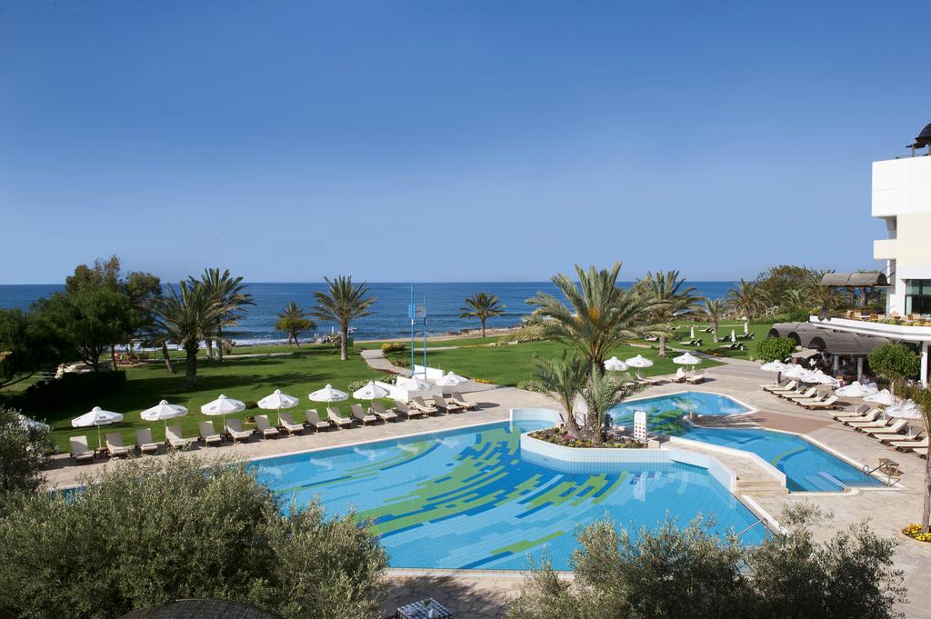 Constantinou Bros Athena Royal Beach Hotel