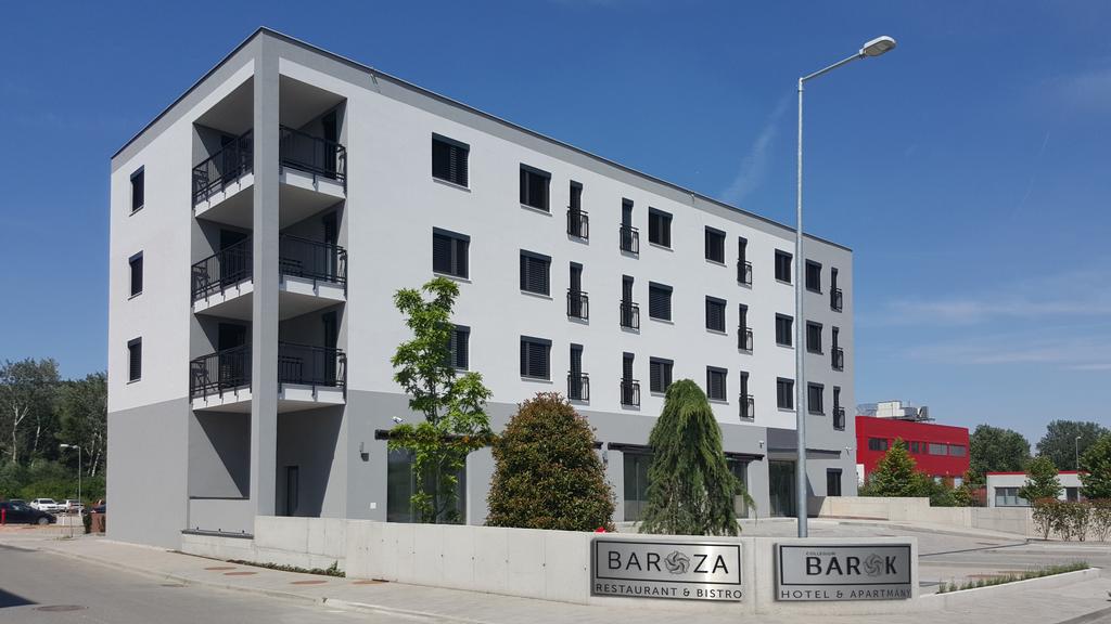 Barok Hotel and Apartments