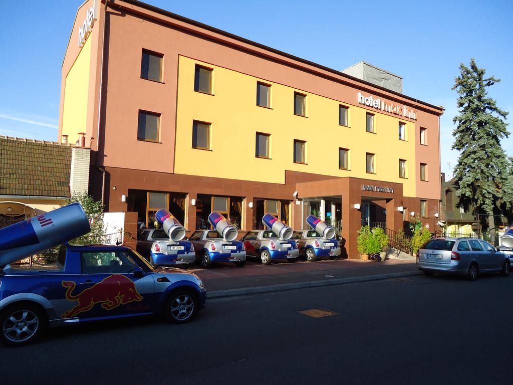 Max Inn Hotel