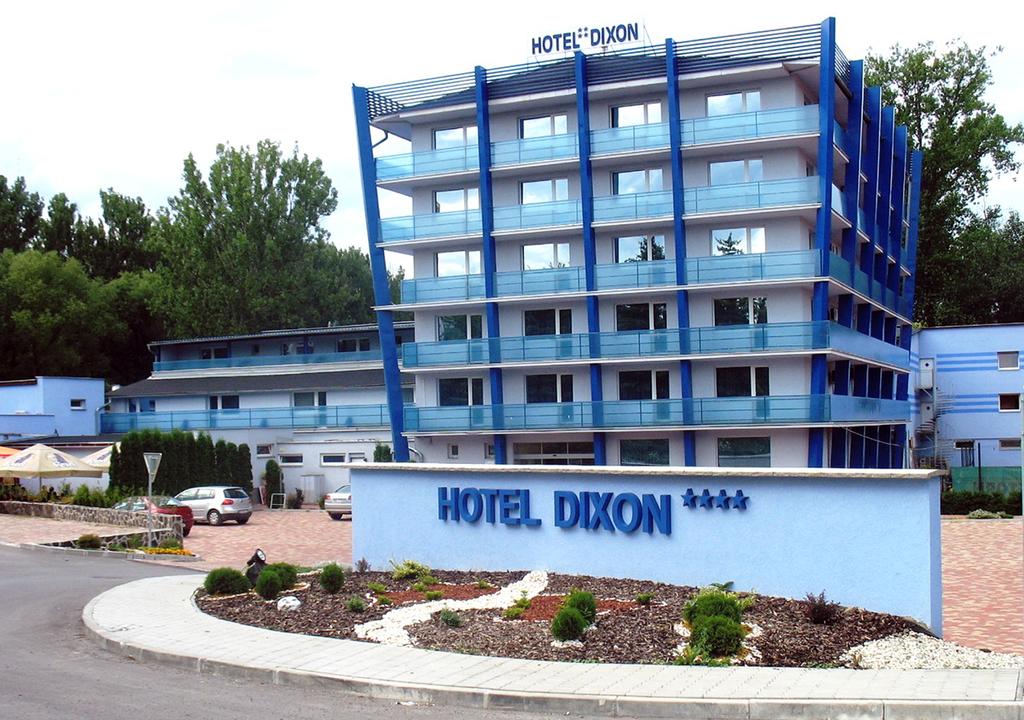 Hotel Dixon