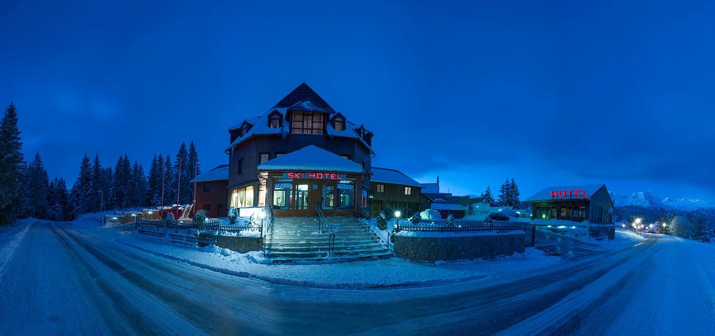 Ski Hotel