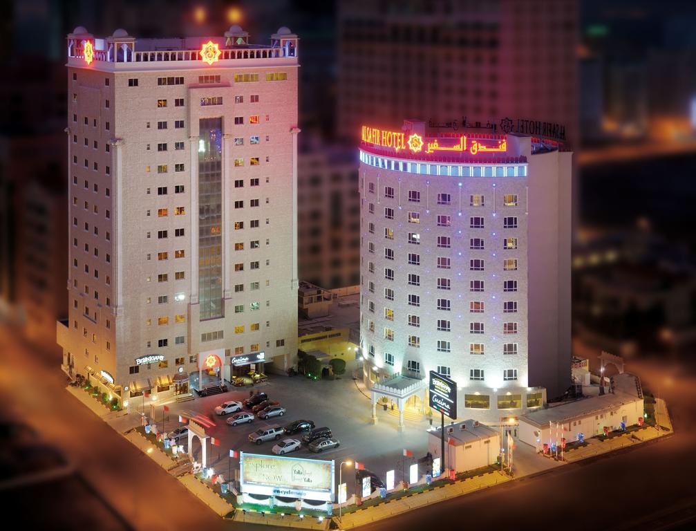 Al Safir Hotel and Tower