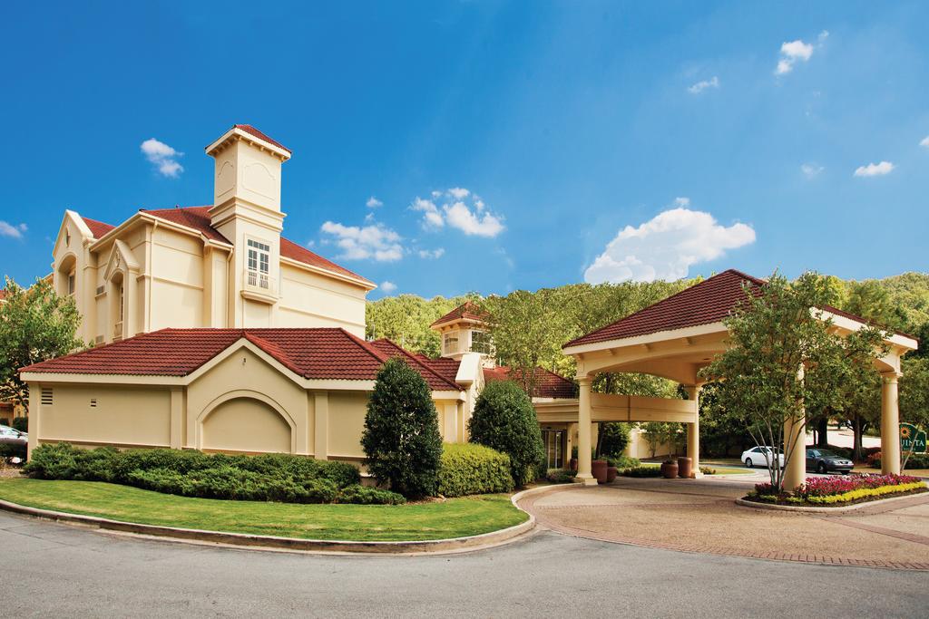 La Quinta Inn and Suites Birmingham Hoover