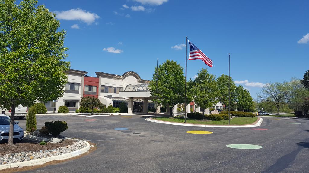 Rochester Hills Lodging