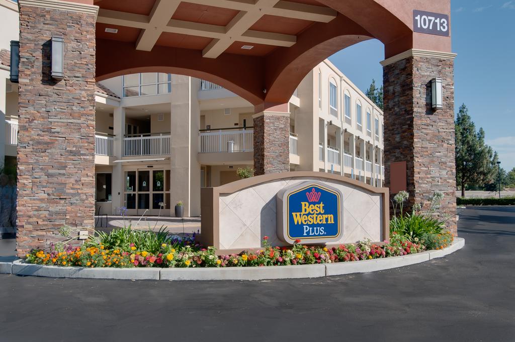 Best Western Plus Ranch Cordova Inn