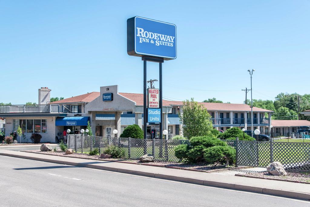 Rodeway Inn and Suites