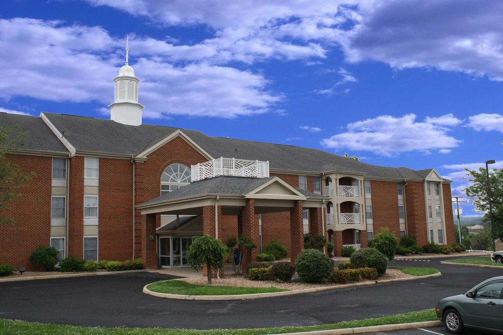 BEST WESTERN PLUS Inn - Hunt Ridge