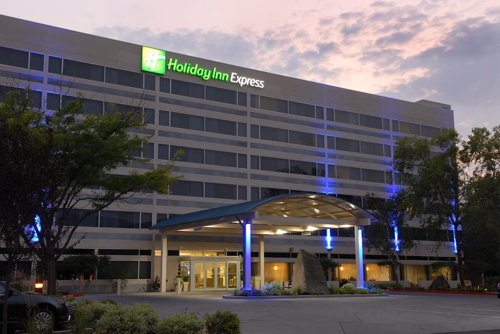 Holiday Inn Express Boise-University Area