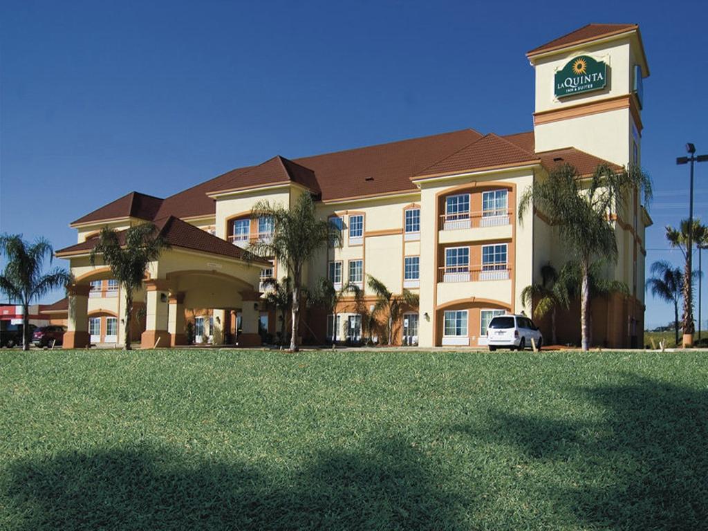 La Quinta Inn and Suites Brandon Jackson Airport E