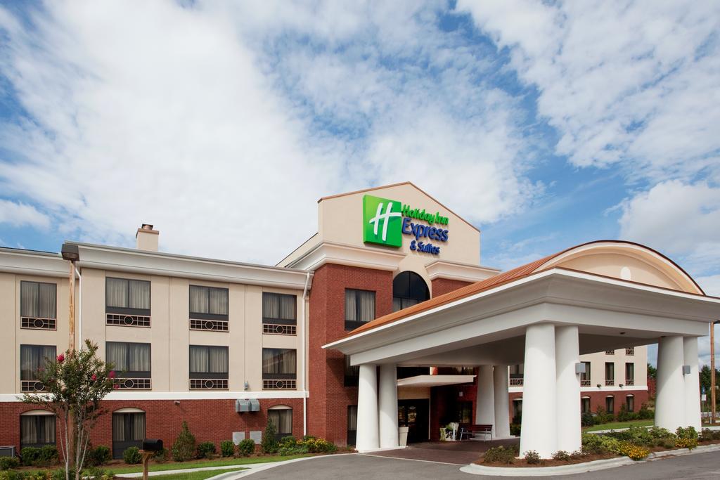 Holiday Inn Express Hardeeville