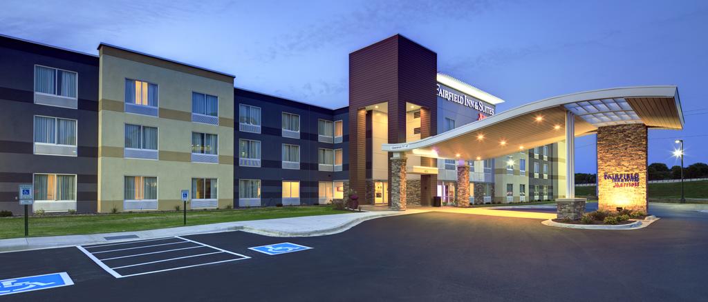 Fairfield Inn and Suites Madison WestMiddleton