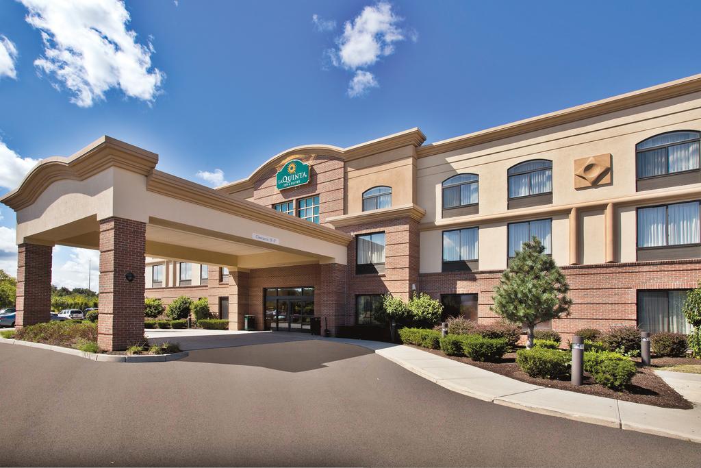 La Quinta Inn and Suites Coventry - Providence