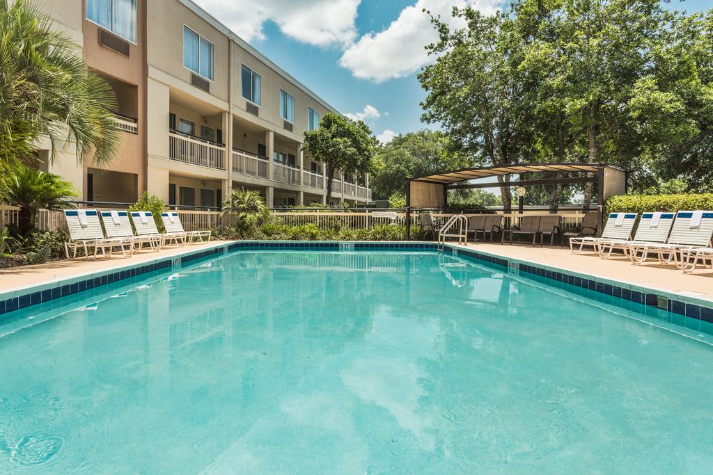 Baymont Inn and Suites Gainesville