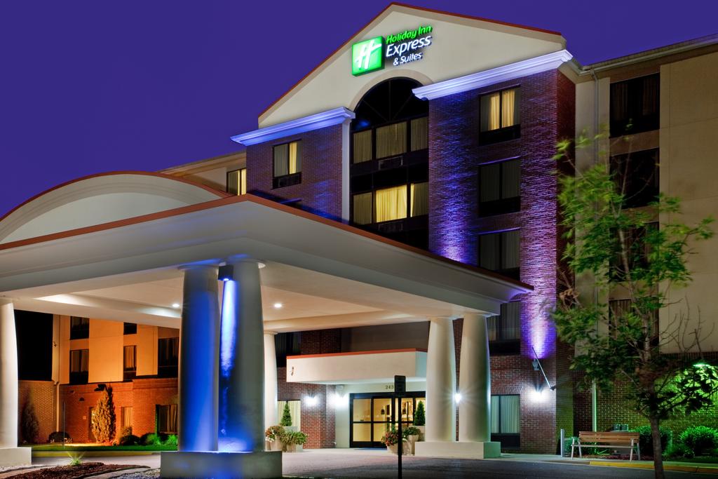 Holiday Inn Express Chesapeake