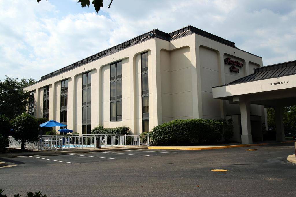 Hampton Inn Chesapeake