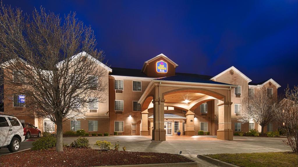 BEST WESTERN PLUS Cutting Horse Inn and Suites