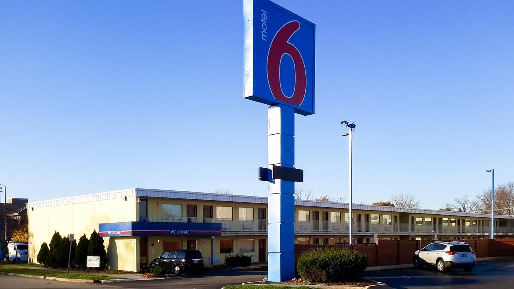 Motel 6 Joliet IL