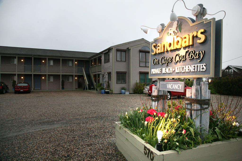 Sandbars Inn on Cape Cod Bay