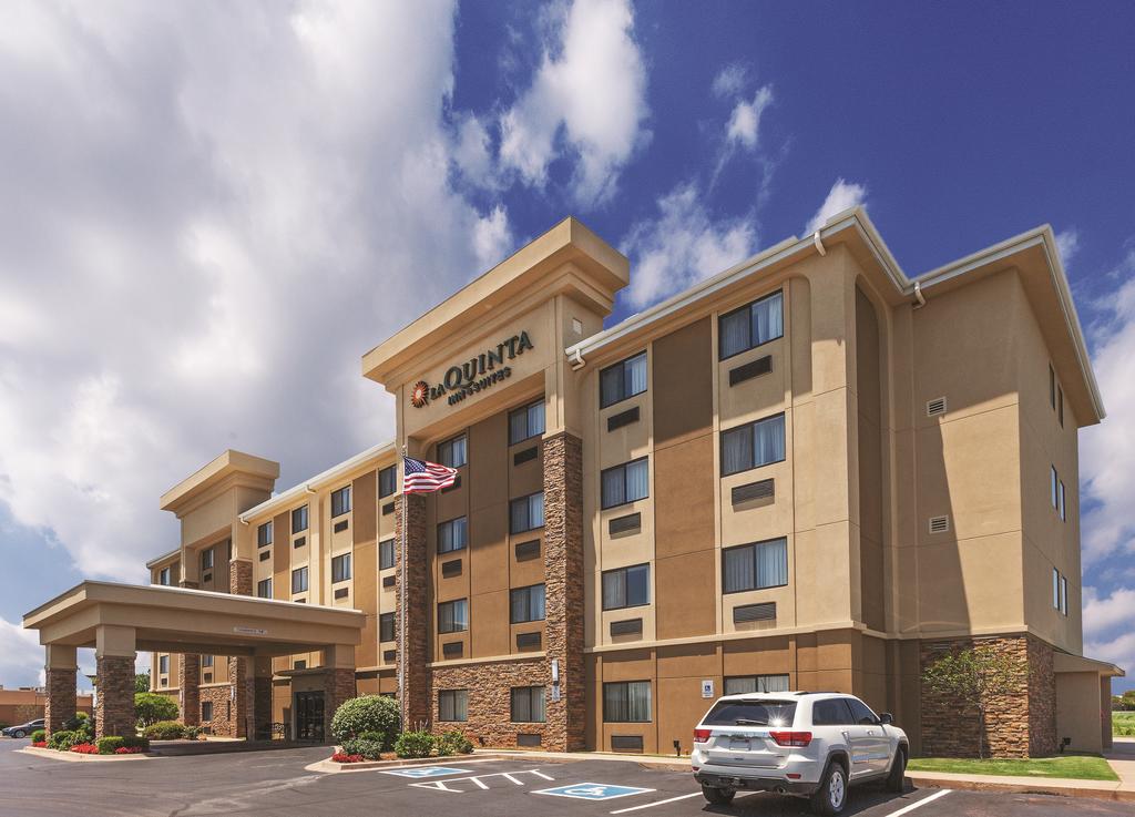 La Quinta Inn and Suites Midwest City-Tinker AFB