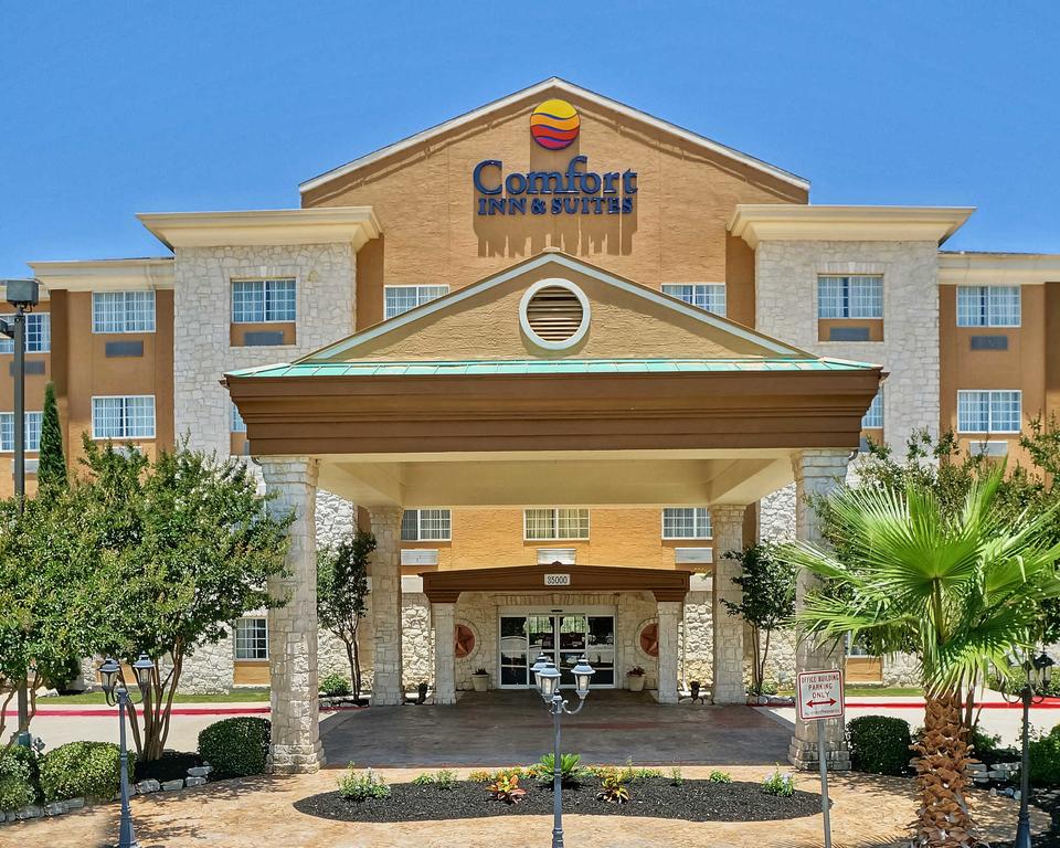 Comfort Inn and Suites Texas Hill Country