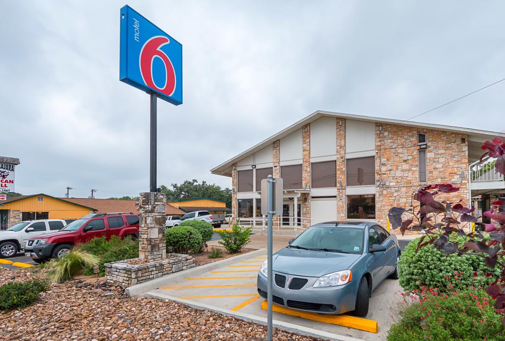 Motel 6 Boerne