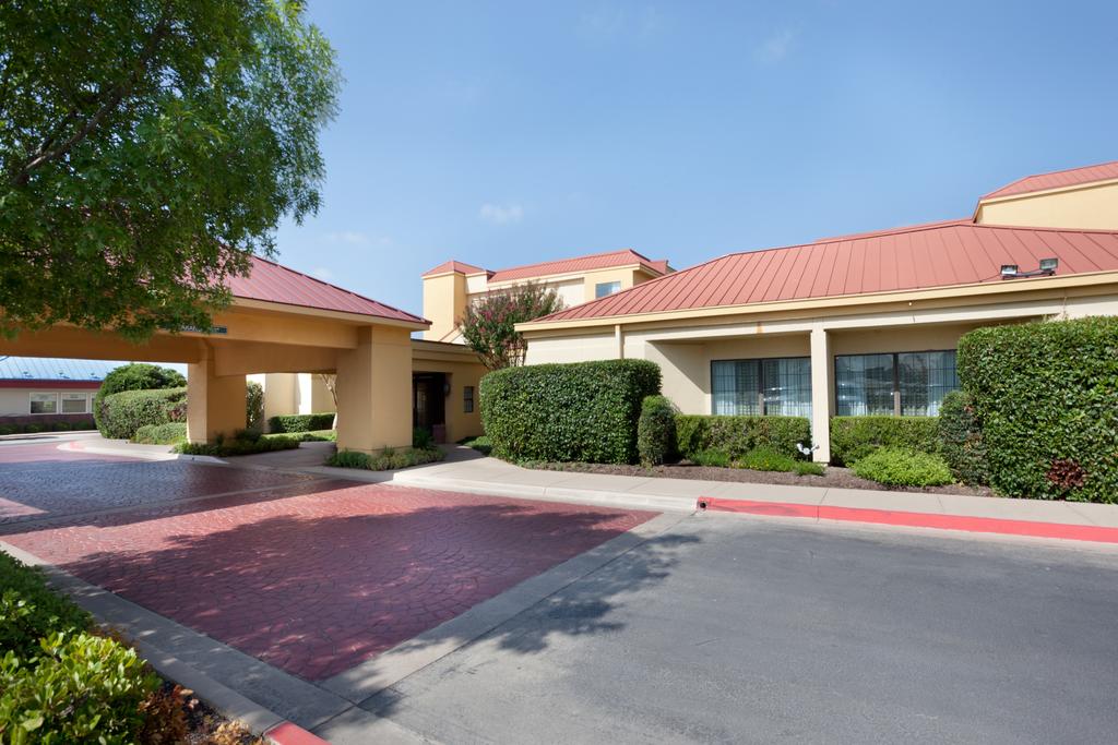 La Quinta Inn and Suites Austin Round Rock North