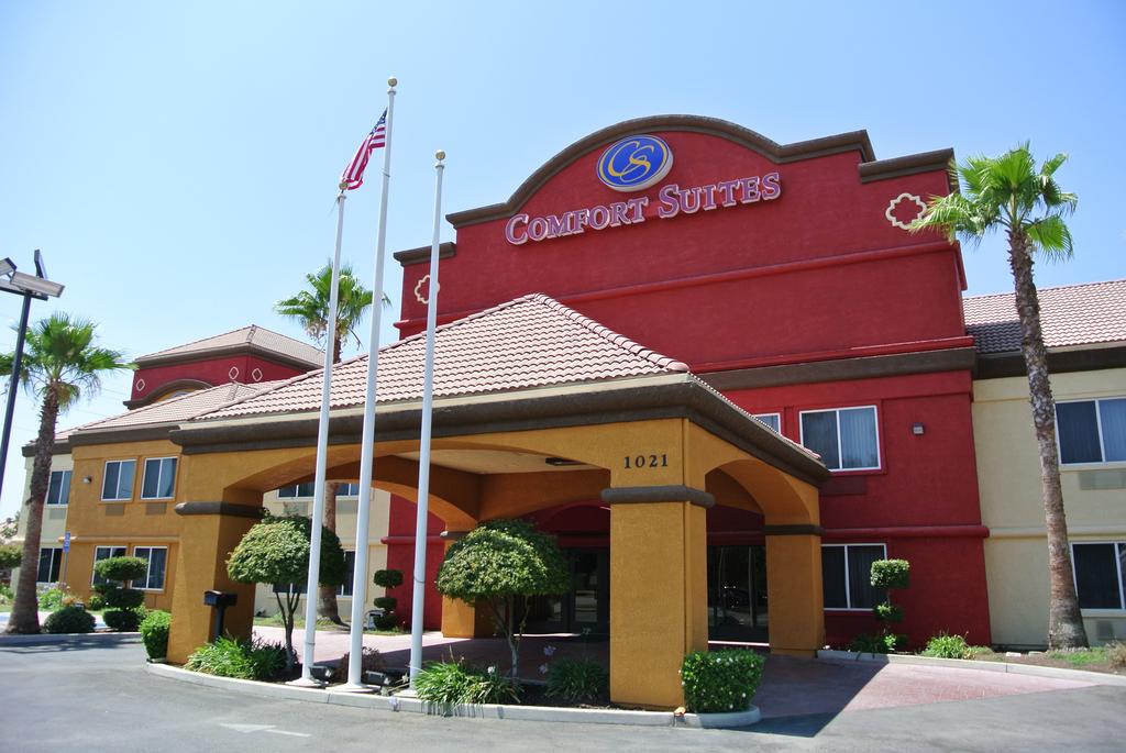 Comfort Suites Tulare