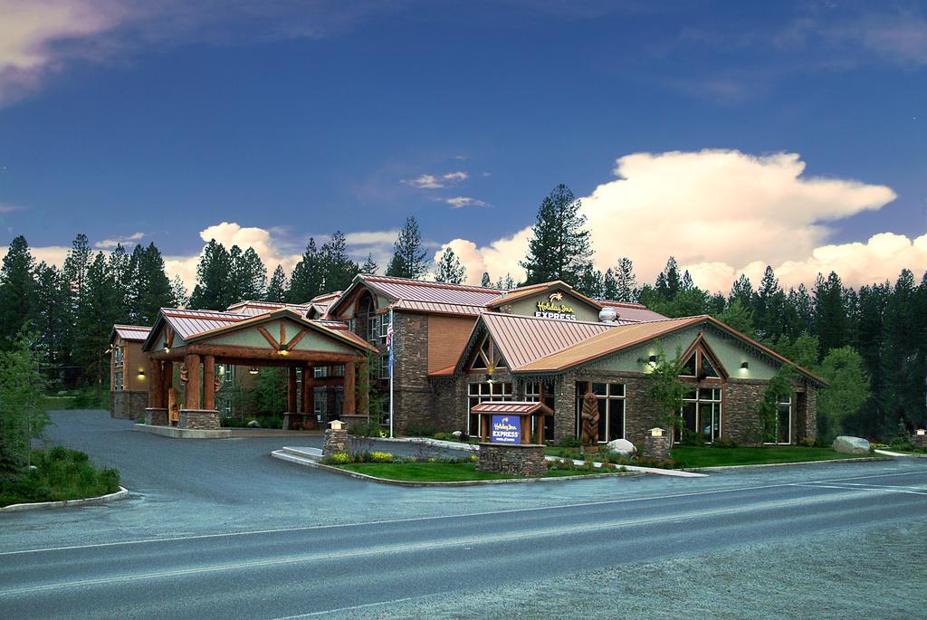 Holiday Inn Express and Suites McCall