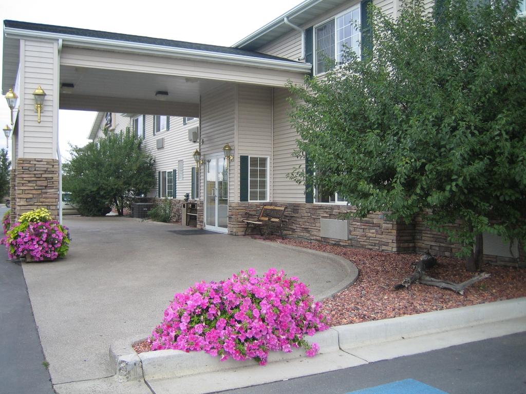 Fairbridge Inn and Suites - Miles City