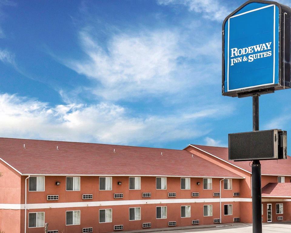 Rodeway Inn and Suites Monticello