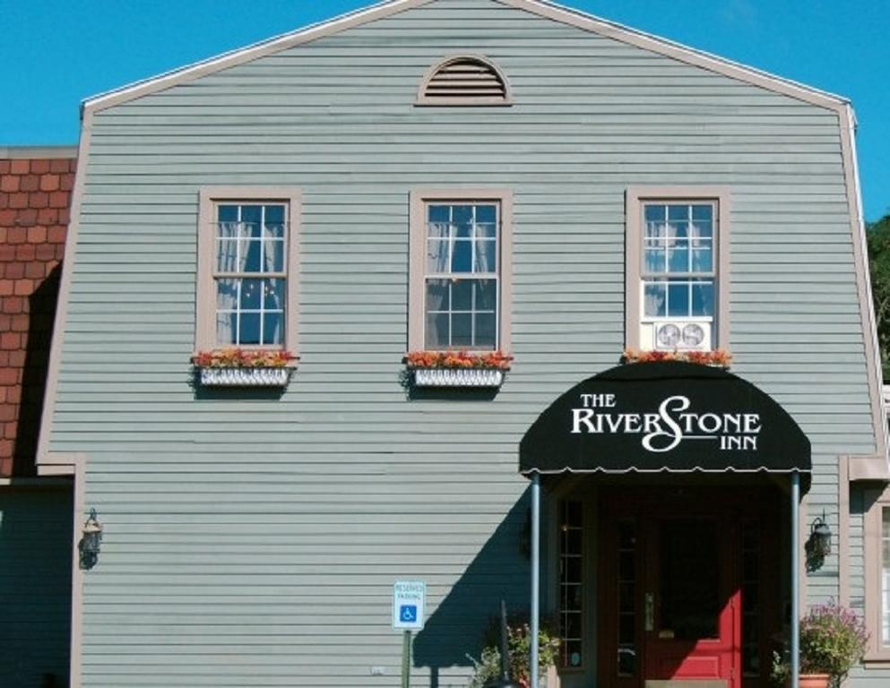 Riverstone Inn