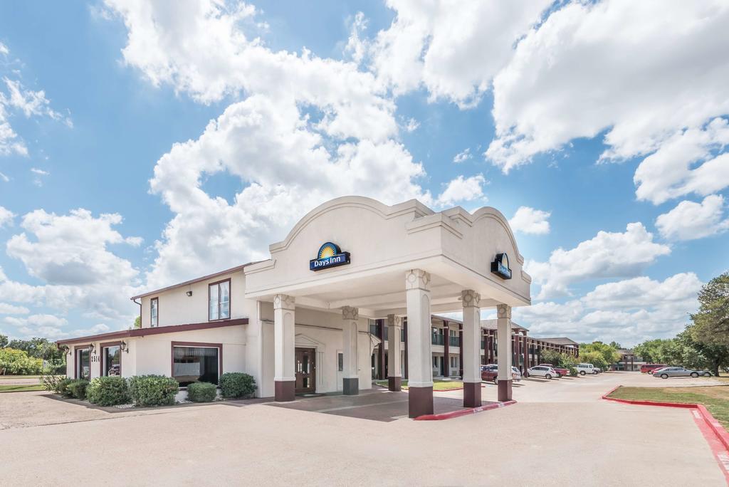 Days Inn College Station