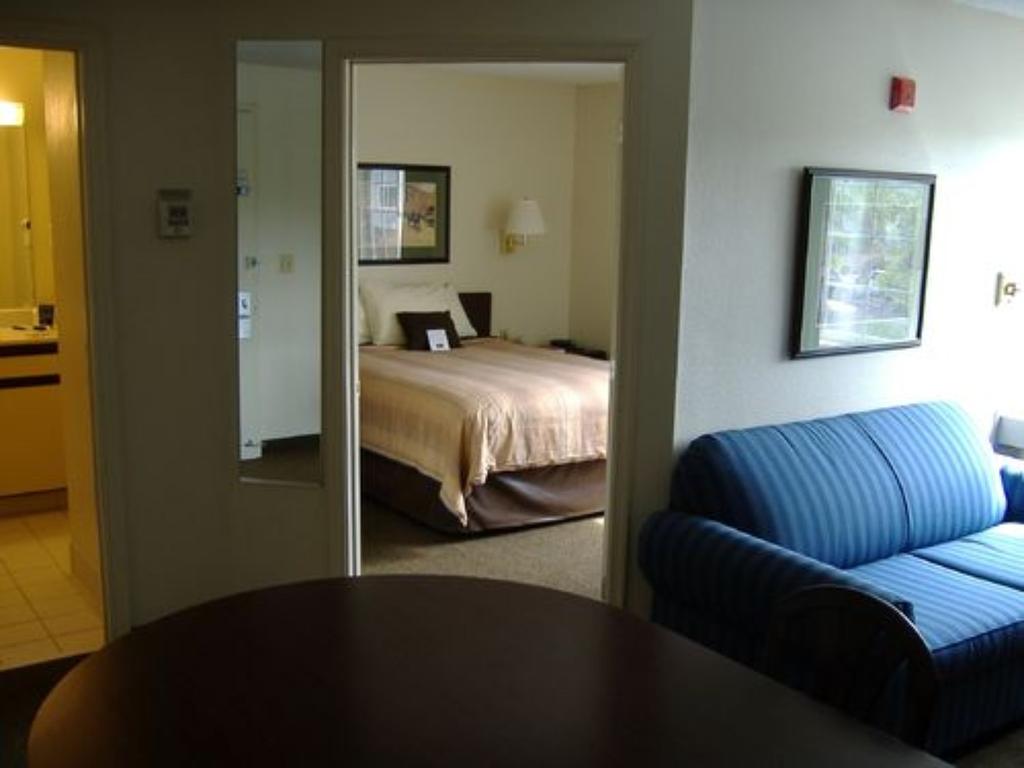 Candlewood Suites Hazleton