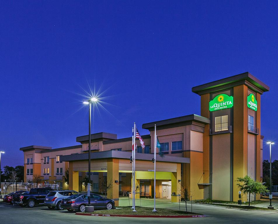 La Quinta Inn and Suites Austin NW-Lakeline Mall