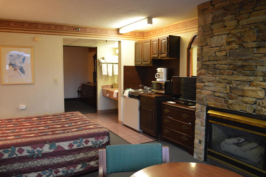 Riverside Motor Lodge - Pigeon Forge