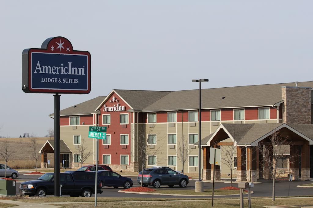 AmericInn Cedar Rapids