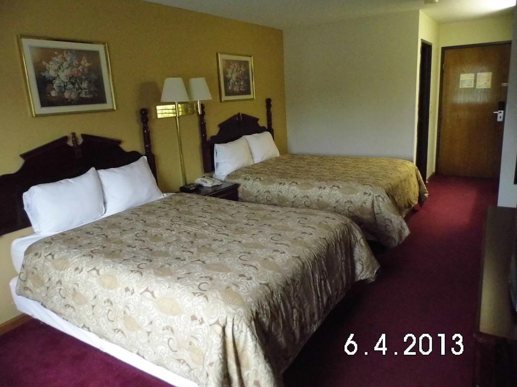 Rodeway Inn Cedar Rapids