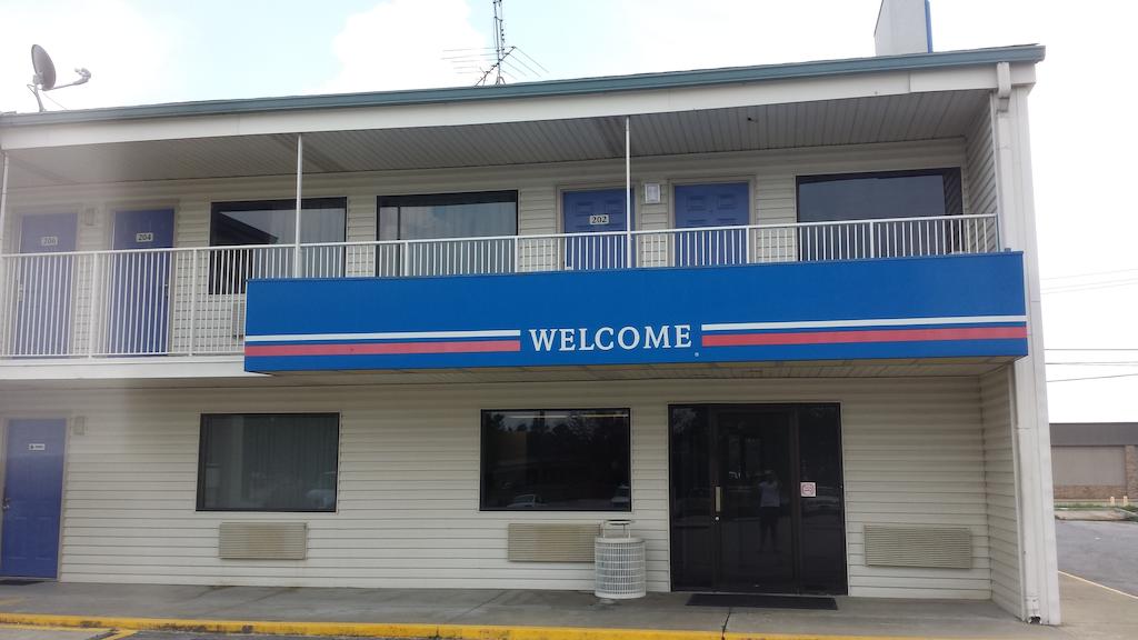 Motel 6 Anniston - Oxford-Talladega Speedway