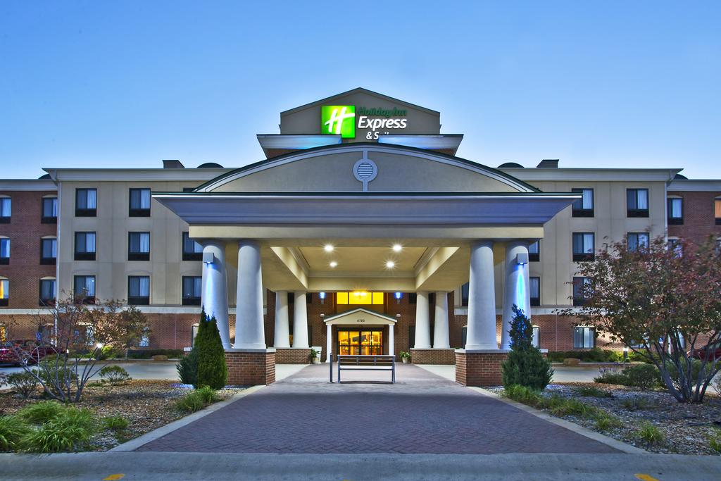 Holiday Inn Express Suites Anderson North